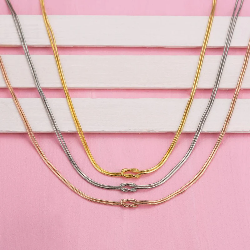 Custom Engraved Love Knot Necklace