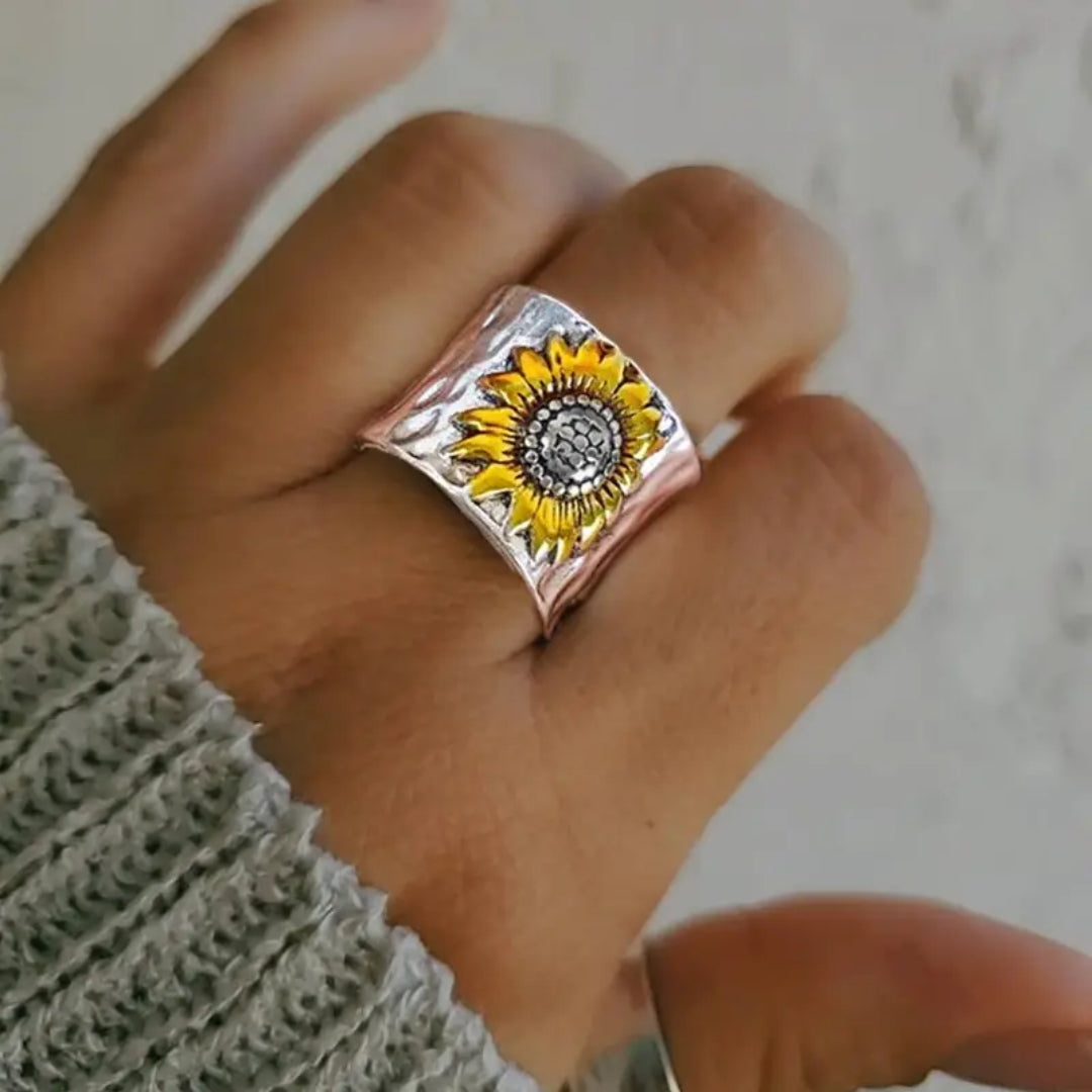 Silver Ring with Sunflower Trail Design