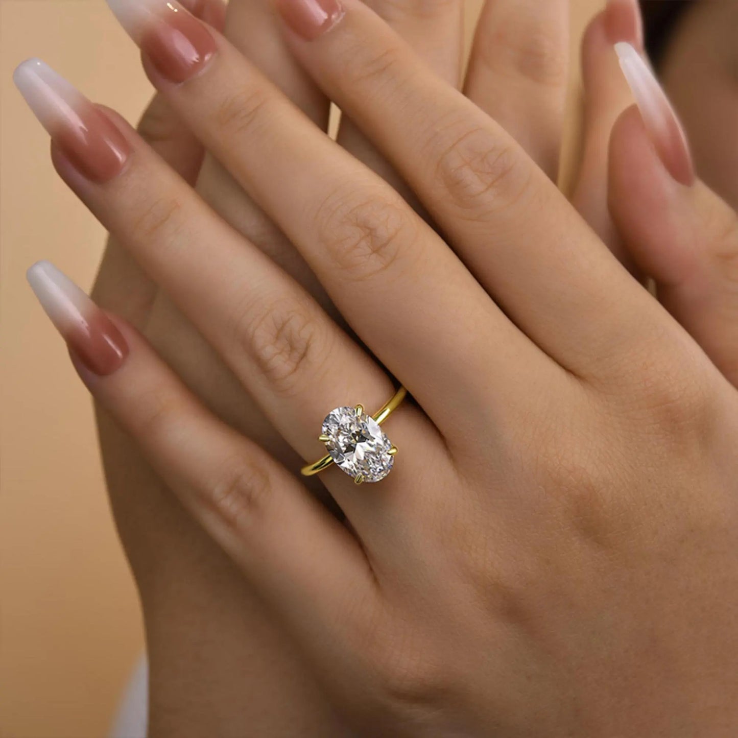 Chic Oval Crystal Commitment Ring