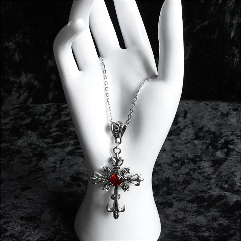 Veldrith Noirelle White Necklace