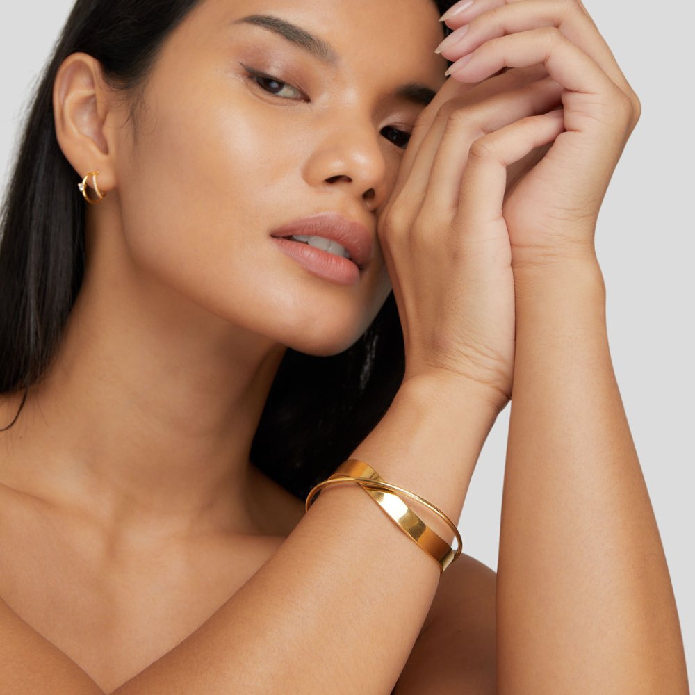 Distinctive Gold Bangle by Eve