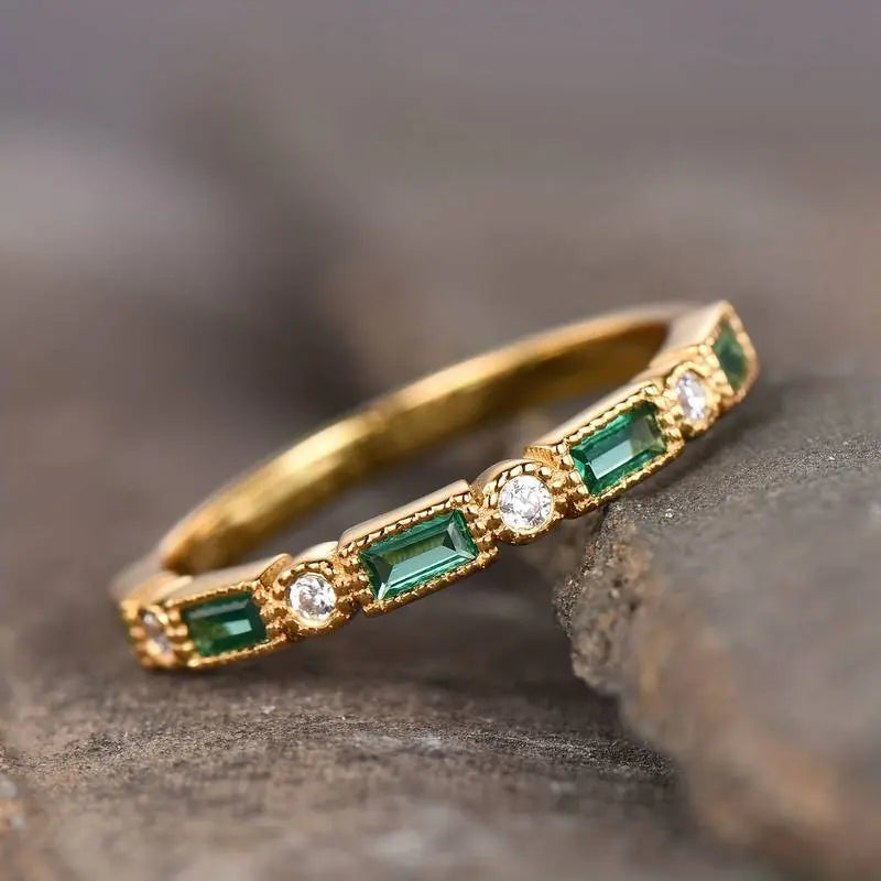 Antique Gold Ring with Green Zirconia