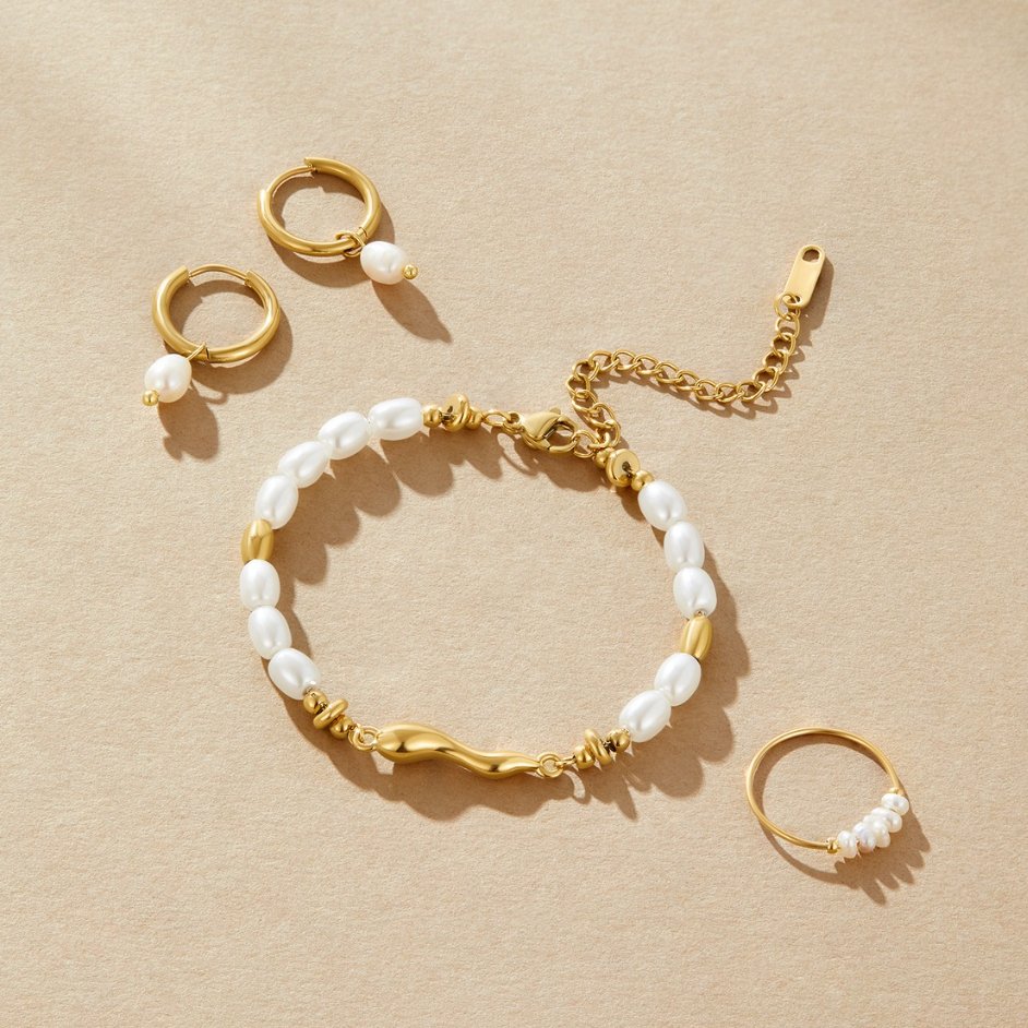Lov Freshwater Pearl Bracelet Collection
