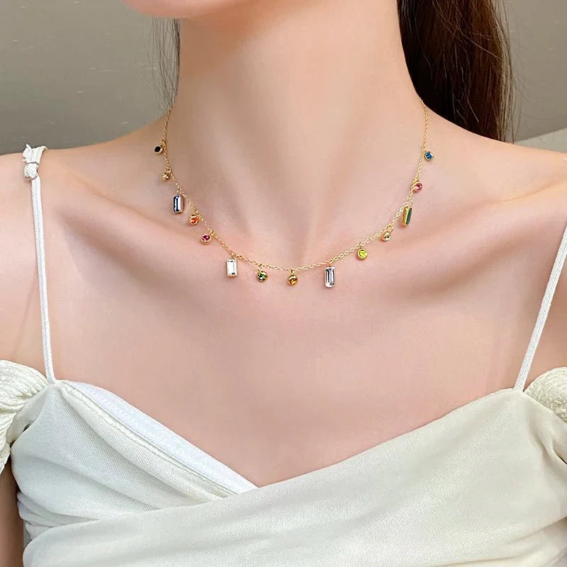 Delicate Choker Necklace with Dainty Scattered Crystals