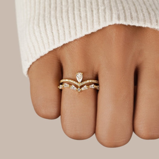 Elegant Aura Crystal Ring