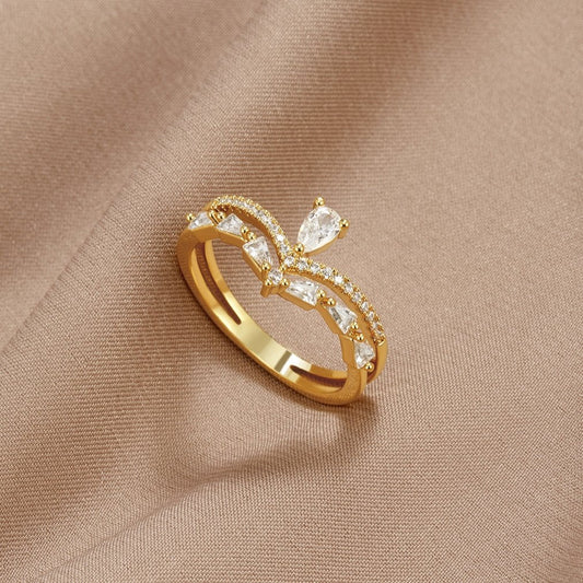 Elegant Aura Crystal Ring