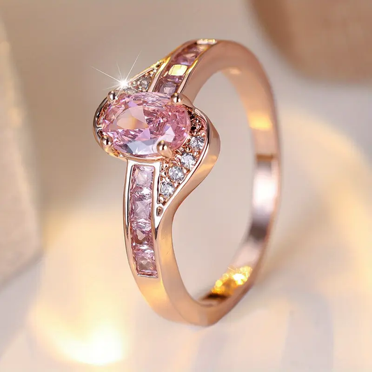 Luxury Gold Ring with Exclusive Rose Crystal