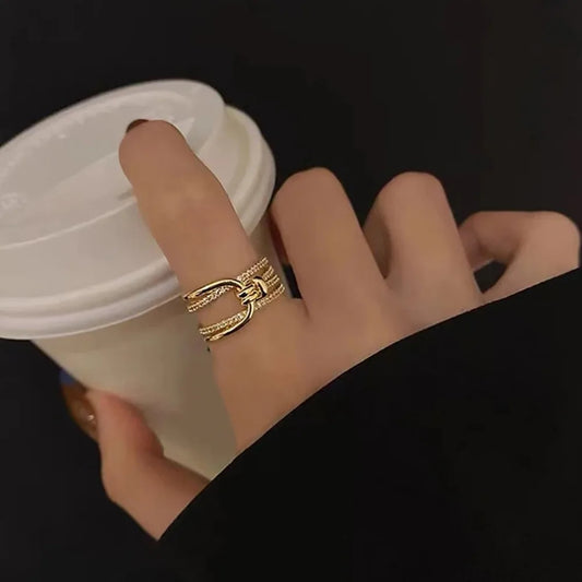 Elegant Double Band Gold Chain Ring