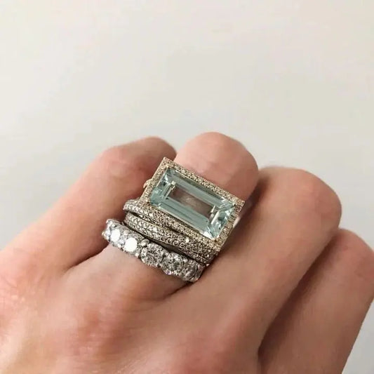 Classic Vintage Silver Ring Featuring Turquoise