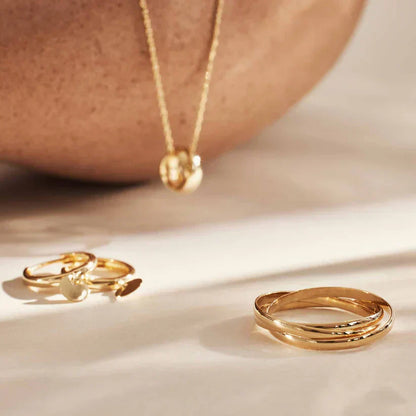 Trielle Ring in Gold by Léna