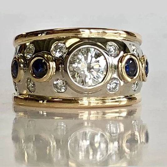 Chic Golden Zirconia Ring