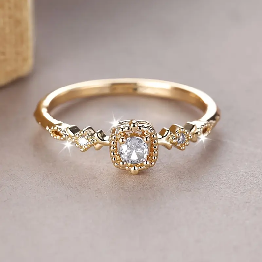Antique Golden Crystal Ring